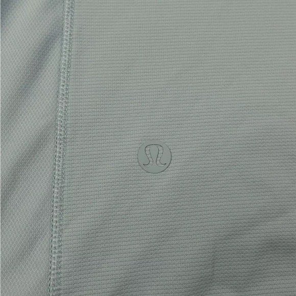 Lululemon Men’s Snap Front Golf Stretch Polo Blue XL - Picture 3 of 3
